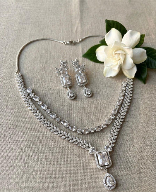 Royal Leaf Drop AD Necklace Set