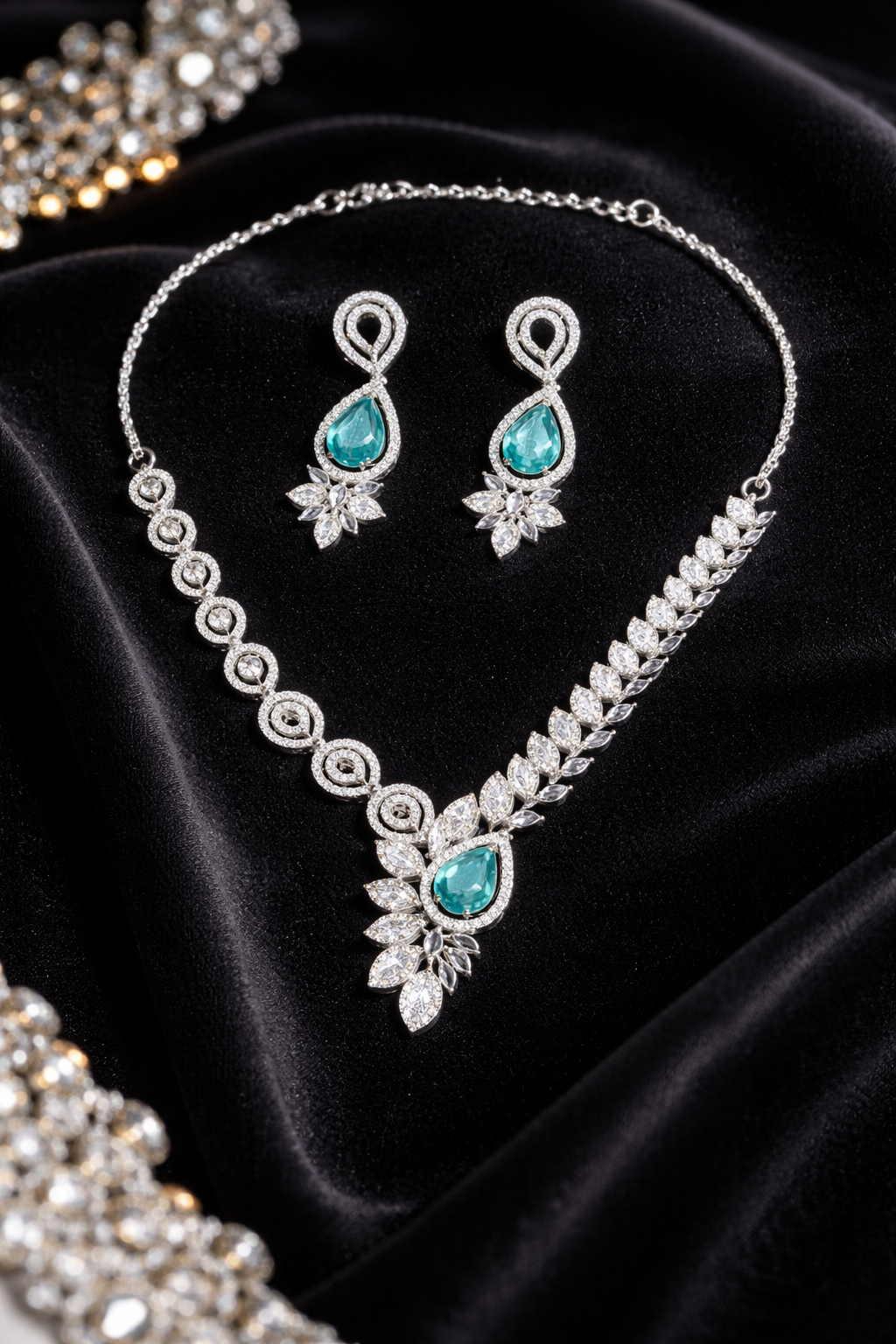 Royal Aqua Crystal Necklace Set