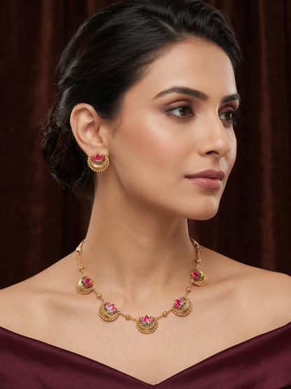 Lotus Pearl Light Necklace Set
