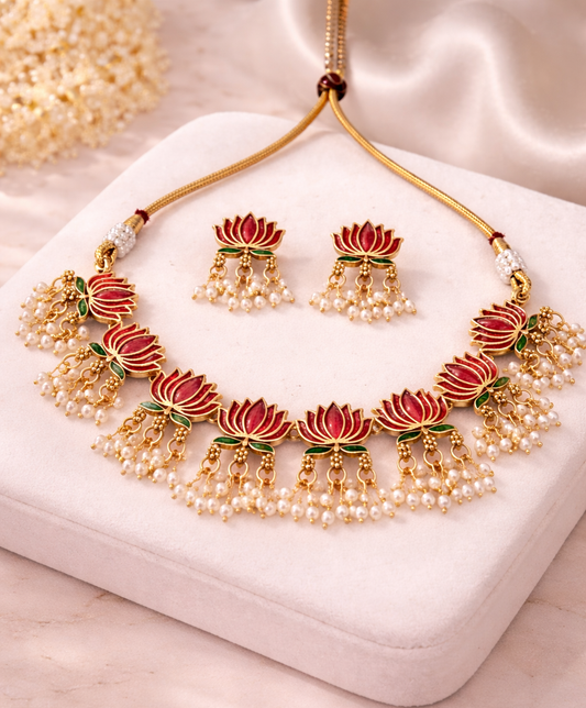 Lotus Bloom High Gold Necklace Set